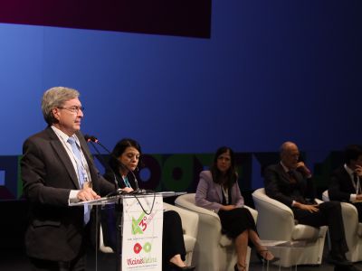 Festival Regioni - RegionTalk - Azzeriamo le distanze: Una nuova Pubblica Amministrazione per la sfida ai cambiamenti climatici