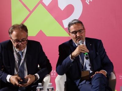 VisionMeeting 4 – Prepararsi ai mestieri del futuro - La trasformazione digitale del lavoro: costruire le nuove competenze - Come affacciarsi al mercato dei lavori emergenti